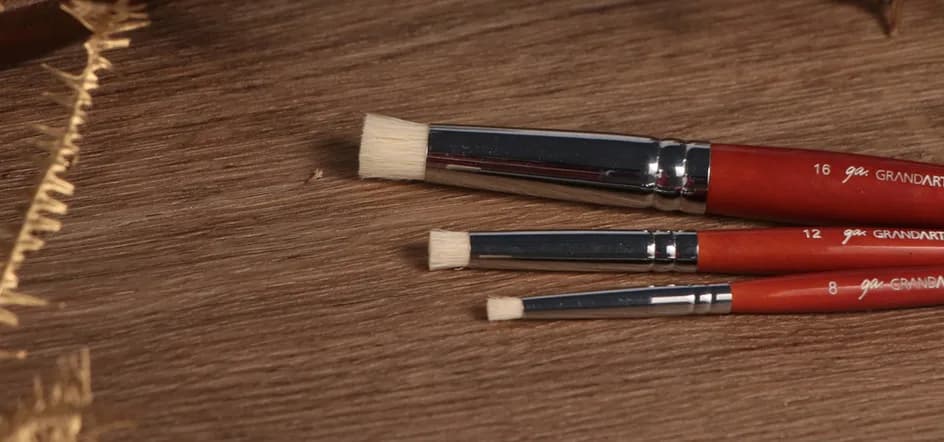 Bristles brushes