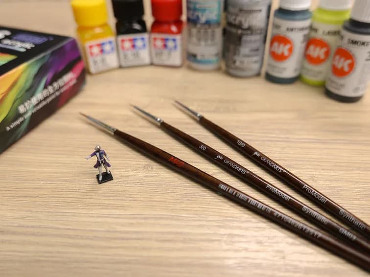 GM03 artist co-branded miniature brush